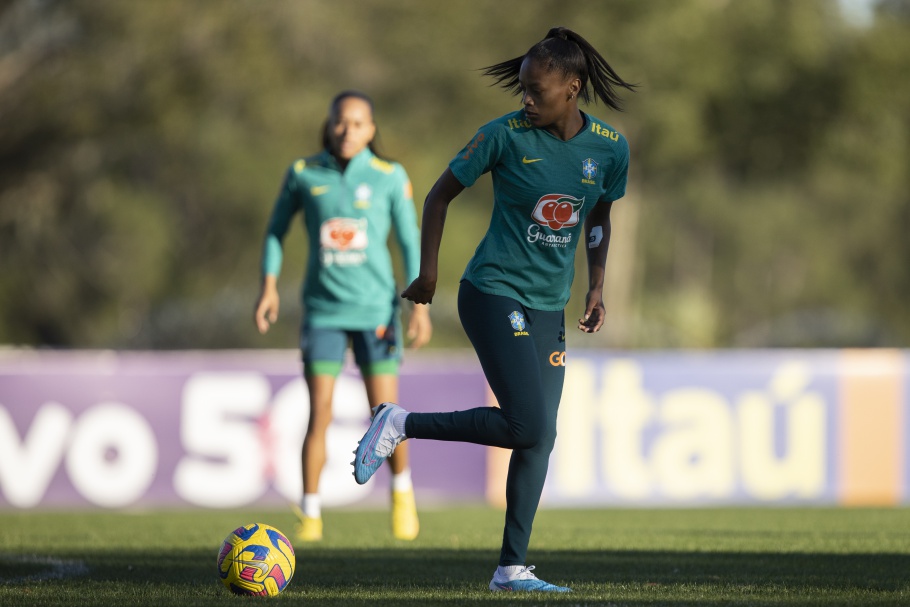 Futebol Feminino Ary Borges Projeta Estreia Da Sele O Brasileira