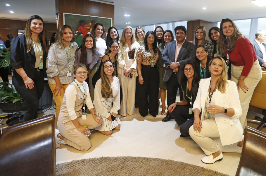 Dia Internacional da Mulher é comemorado na sede da CBF